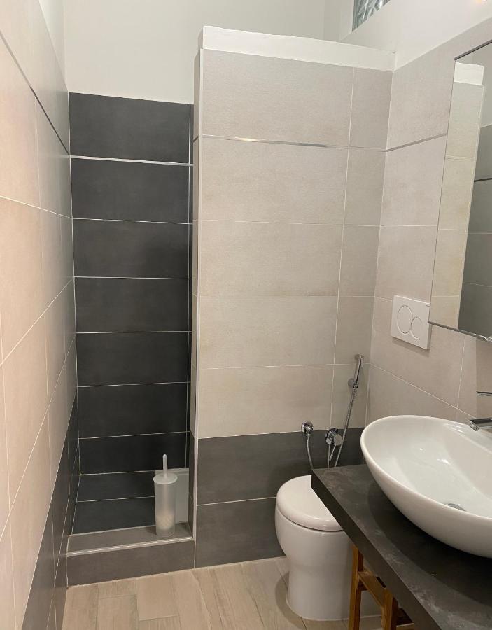 Domus Art Suites Merulana Roma Exterior foto